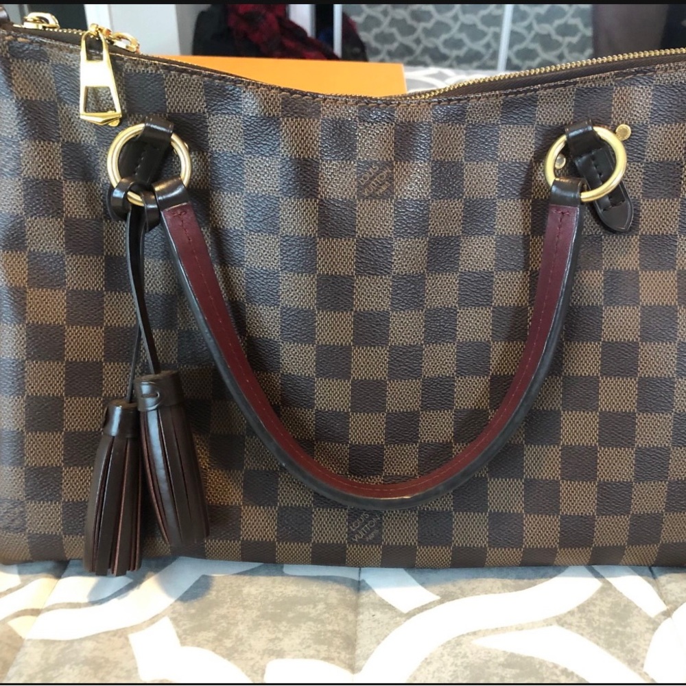 Original Louise Vuitton Purse!